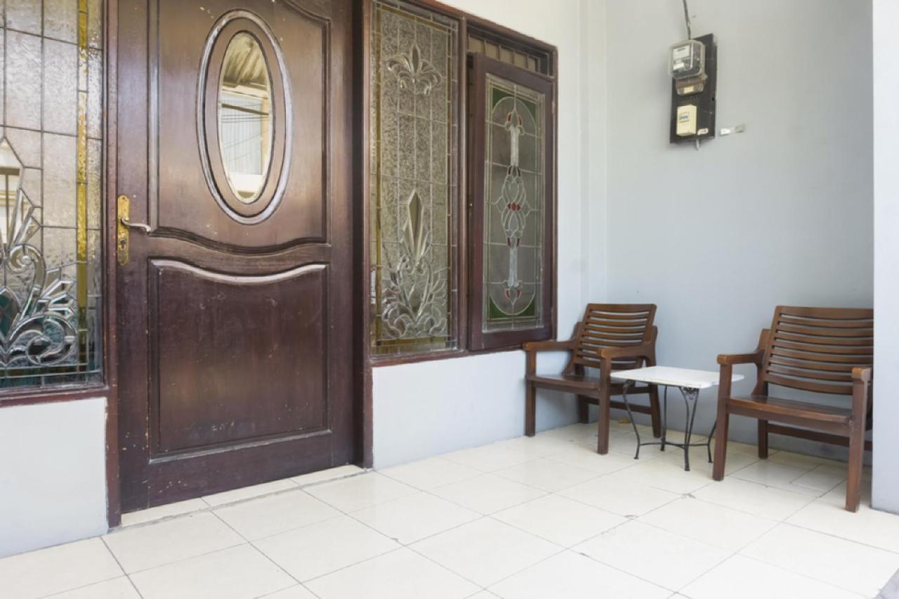 Reddoorz Near Widya Mandala University Surabaya Eksteriør billede