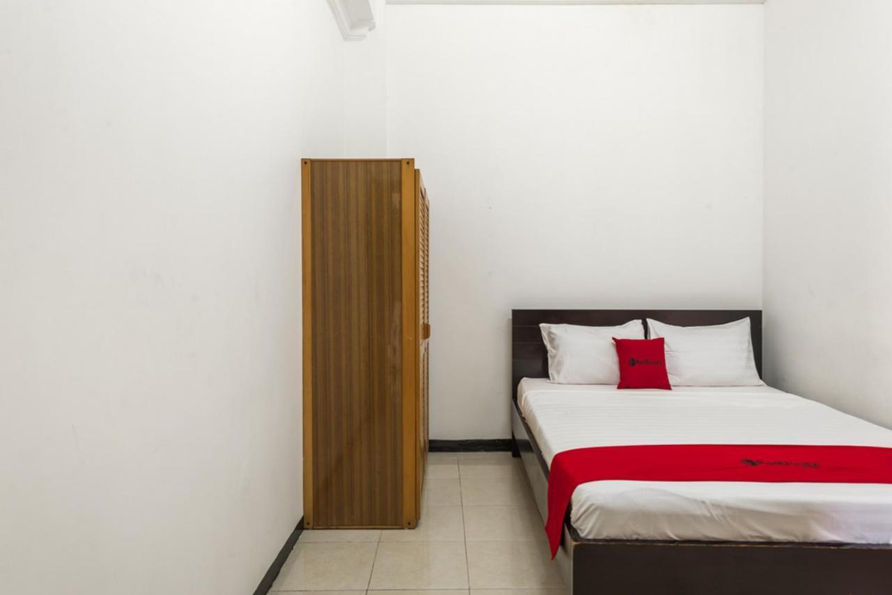 Reddoorz Near Widya Mandala University Surabaya Eksteriør billede