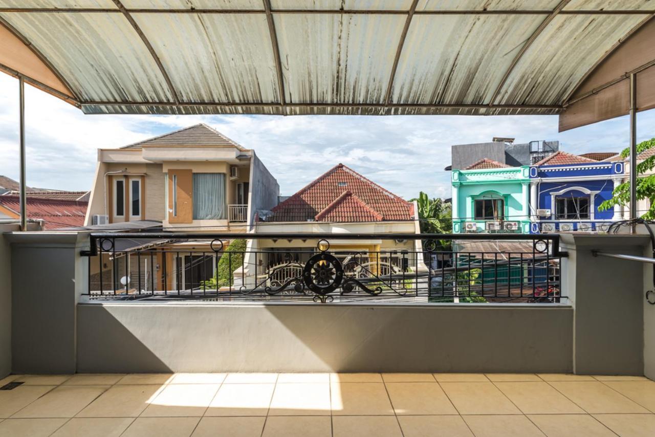 Reddoorz Near Widya Mandala University Surabaya Eksteriør billede